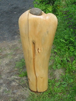 wood, stone; 50 x 140 x 30 cm; 2004
